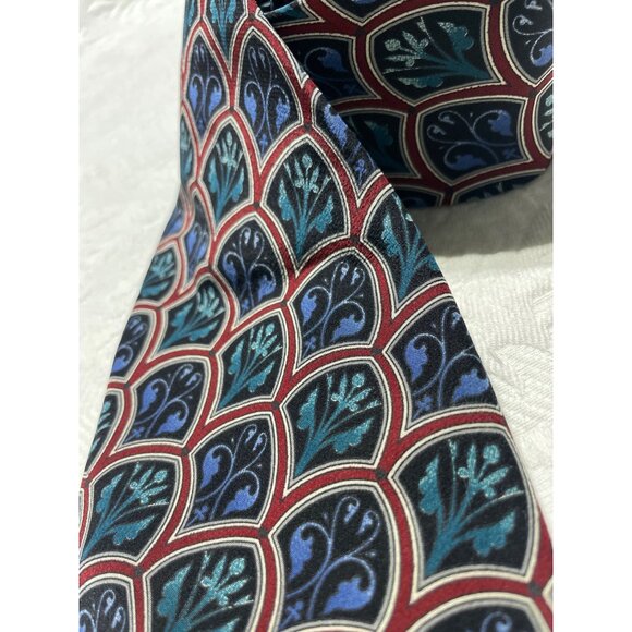 Christian Dior Monsieur Men's Neck Tie 100% Silk Navy Blue Red Geometric - Picture 2 of 3